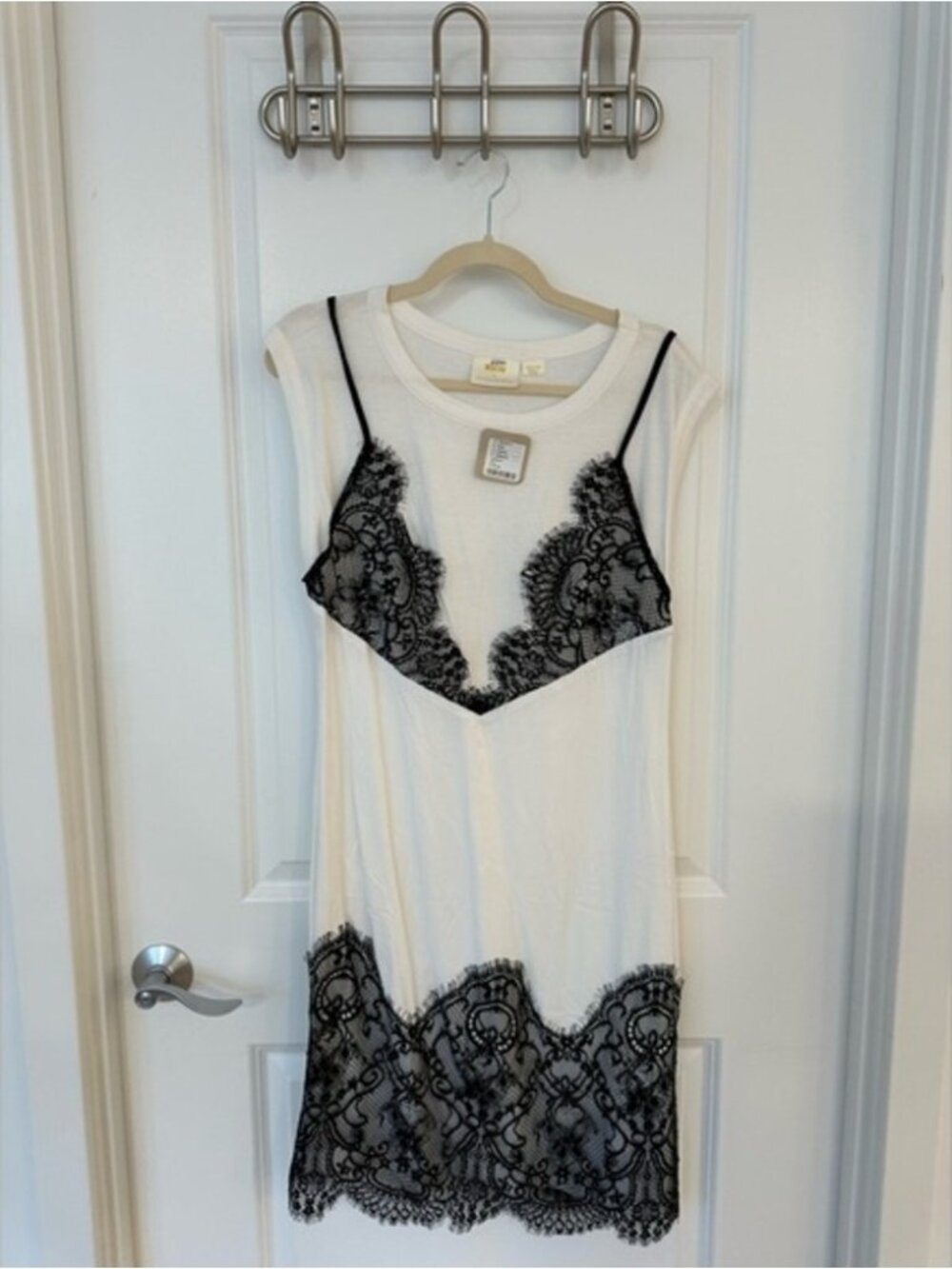 NWT Lace T-Shirt Dress White Black Medium